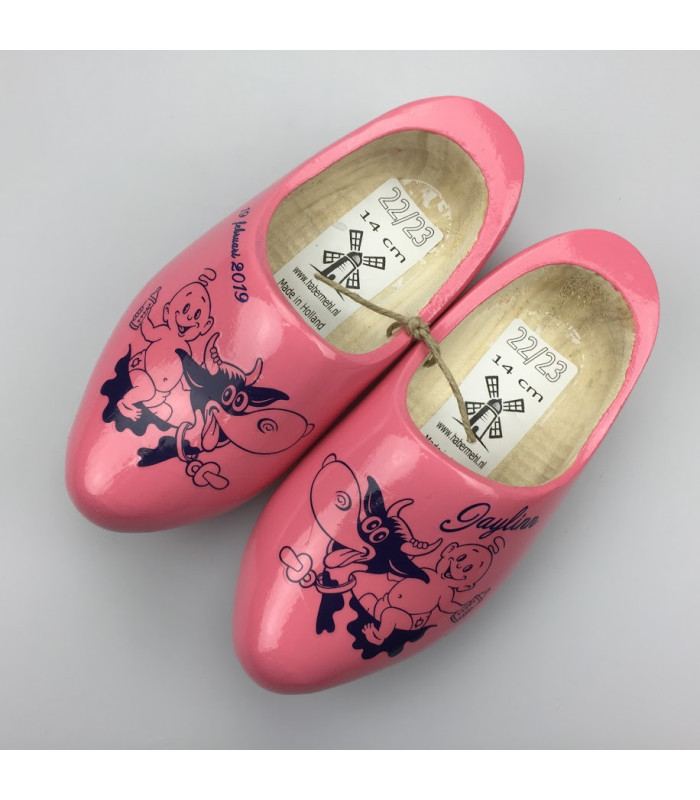 [Geboorte] klompjes met naam roze met koe-decor