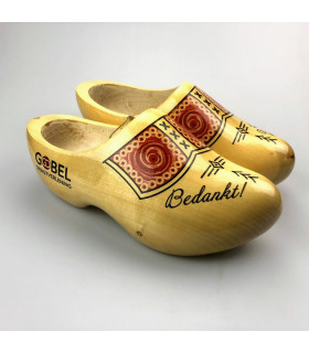 Klompen met biesdecoratie + logo